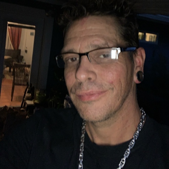 Meet your Posher, Jason - Picture 1 of 1